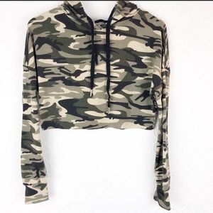 shein camouflage cropped hoodie